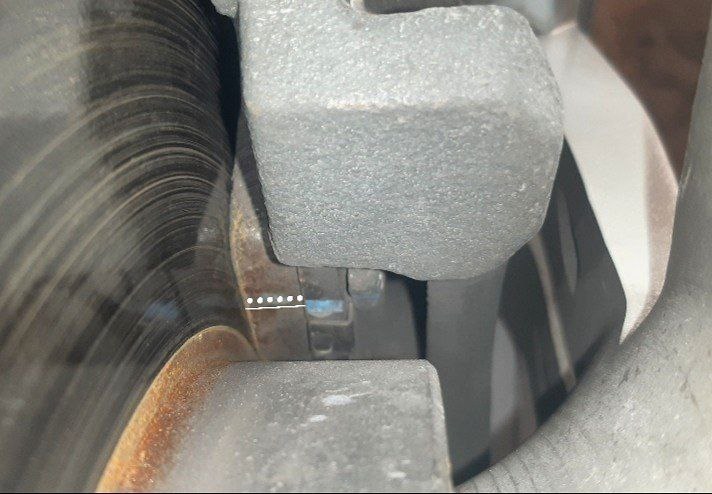 بازدید چرخ های خودرو و لنت ترمز